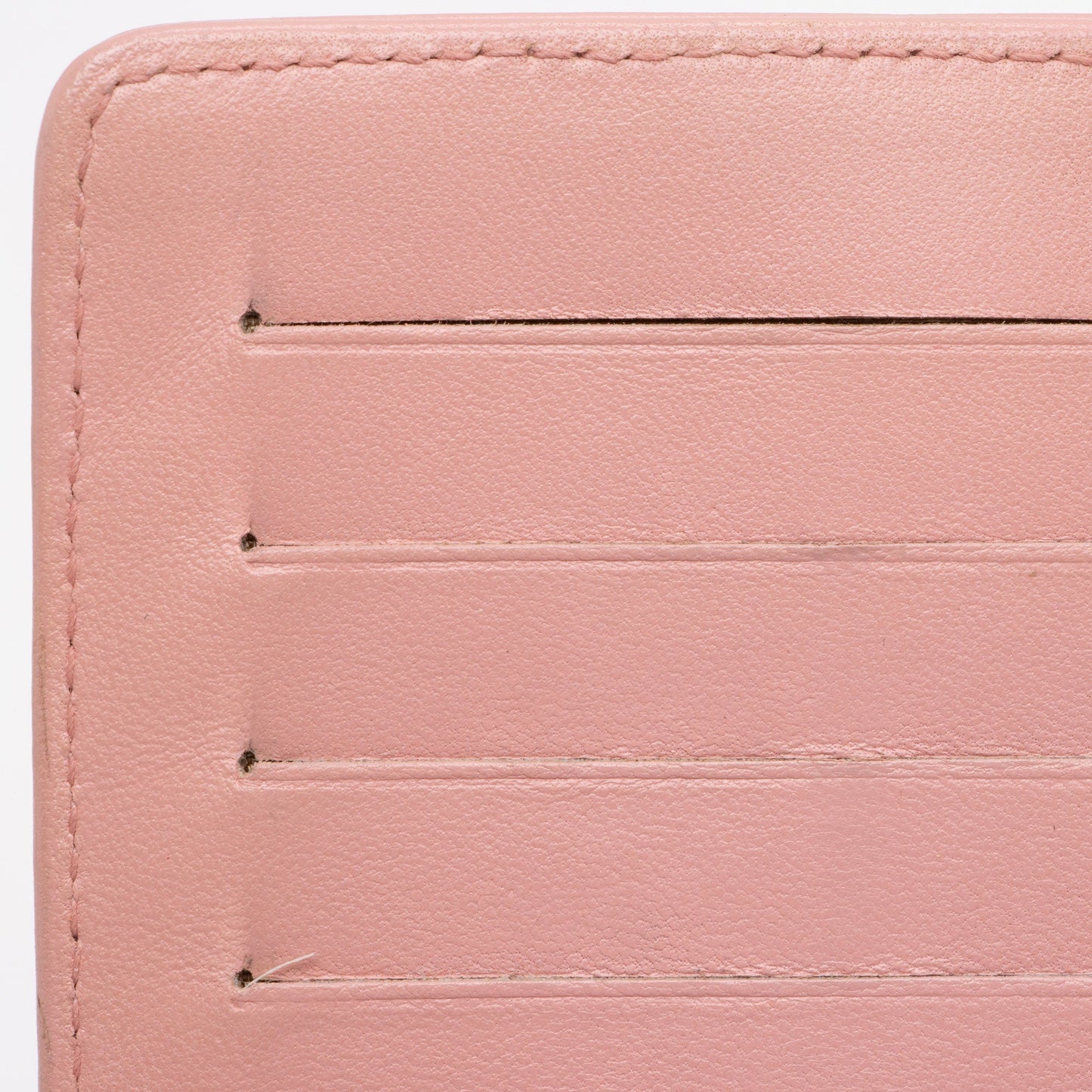 Chanel Vintage Embossed Lambskin Lucky Symbols Bi-Fold Wallet (SHF-uNdtFJ)