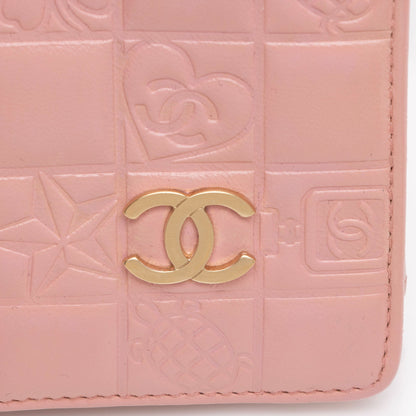 Chanel Vintage Embossed Lambskin Lucky Symbols Bi-Fold Wallet (SHF-uNdtFJ)