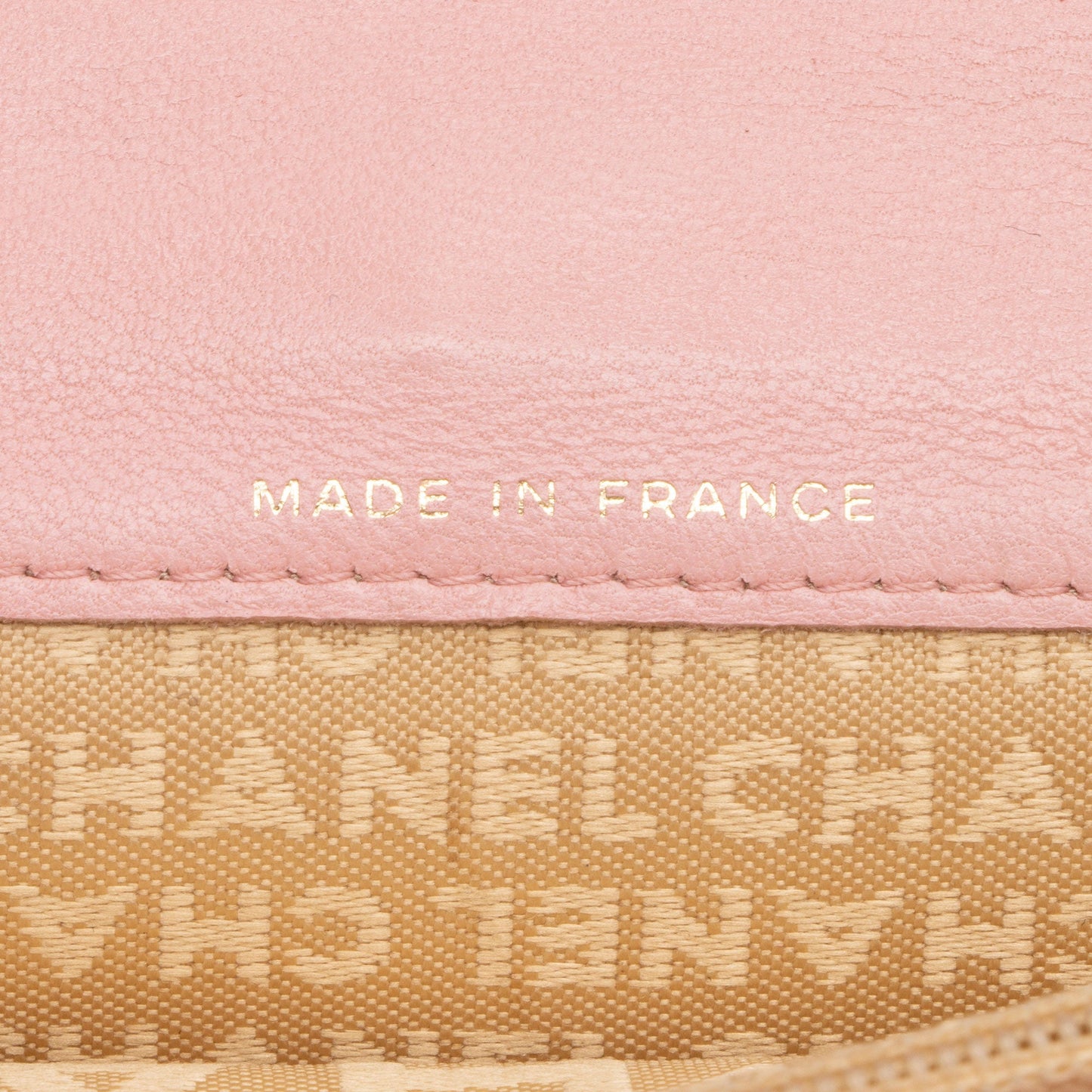 Chanel Vintage Embossed Lambskin Lucky Symbols Bi-Fold Wallet (SHF-uNdtFJ)