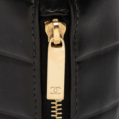 Chanel Vintage Lambskin CC Chocolate Bar Cosmetic Pouch (SHF-Yt3PcN)