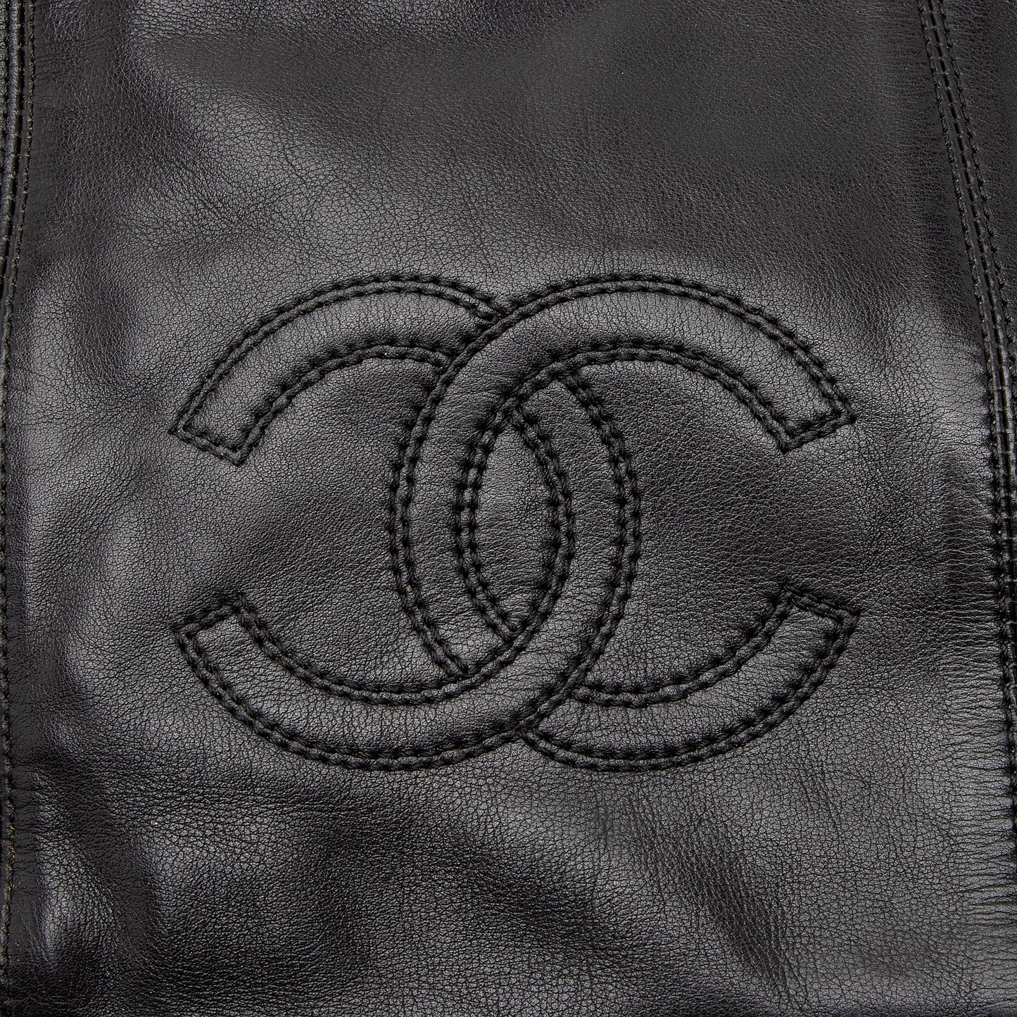 Chanel Vintage Lambskin CC Logo Tote (SHF-22846)