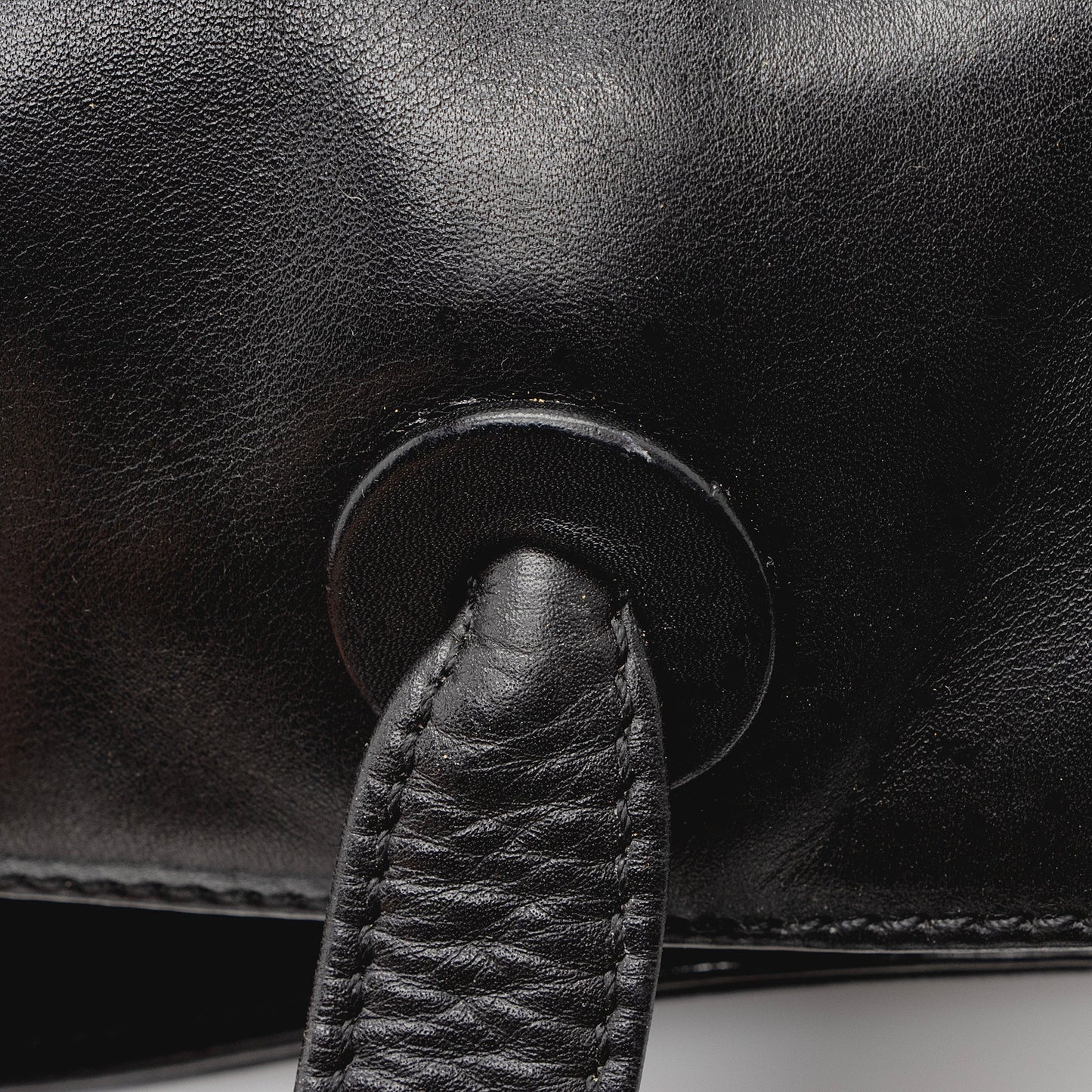 Chanel Vintage Lambskin CC Logo Tote (SHF-22846)