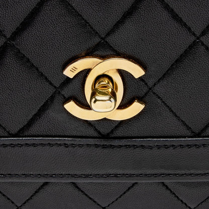 Chanel Vintage Lambskin Medium Single Flap Bag (SHF-jQAZoL)