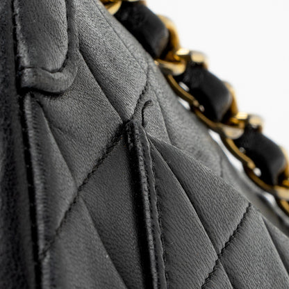 Chanel Vintage Lambskin Medium Single Flap Bag (SHF-jQAZoL)