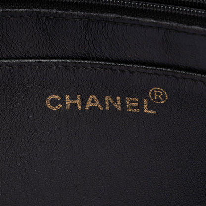 Chanel Vintage Patent Leather Chain Handle Tote (SHF-GLm7W1)