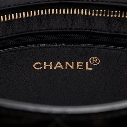 Chanel Vintage Patent Leather Medallion Tote (SHF-vDFKr8)
