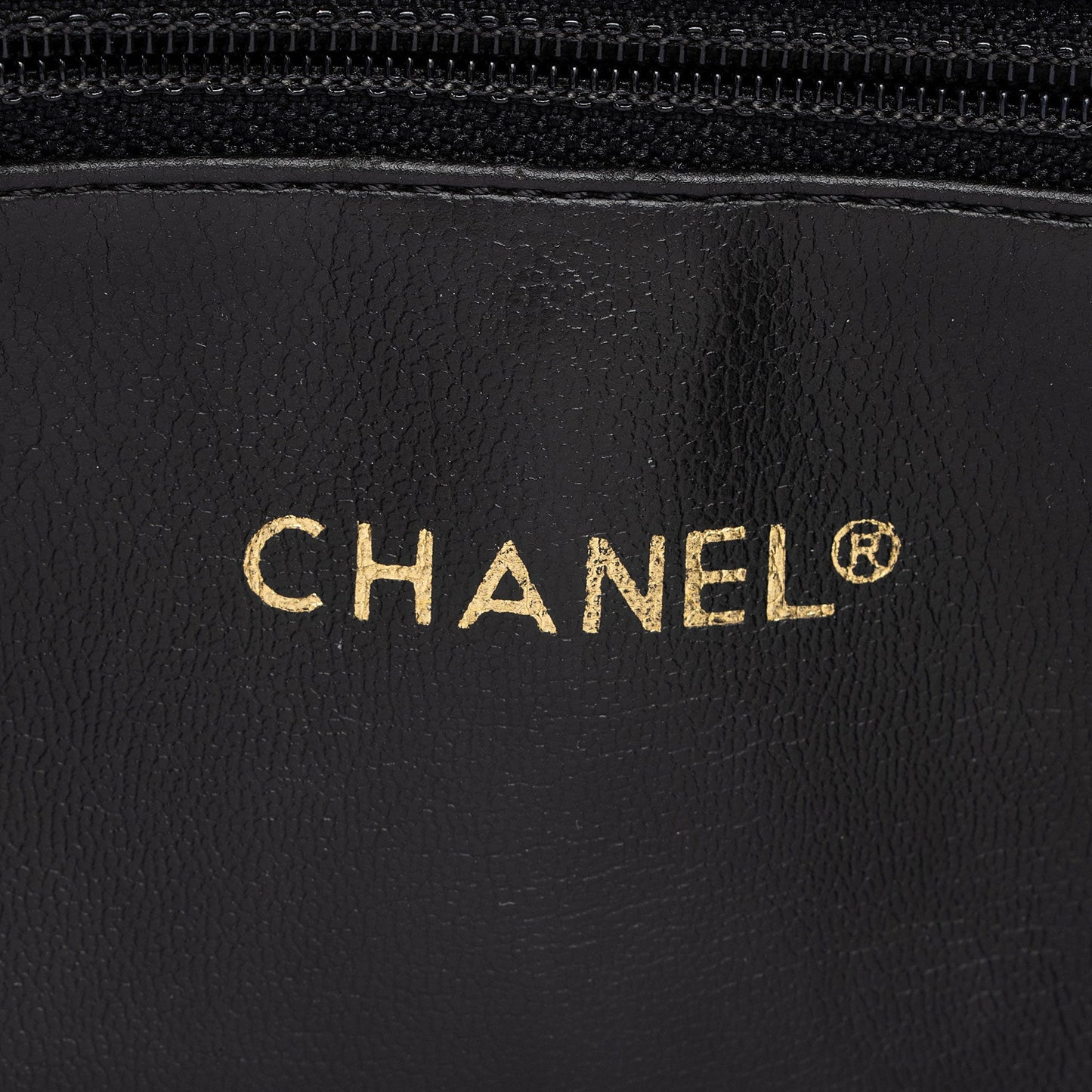Chanel Vintage Quilted Lambskin Medium Shoulder Bag (SHF-lBlF7a)