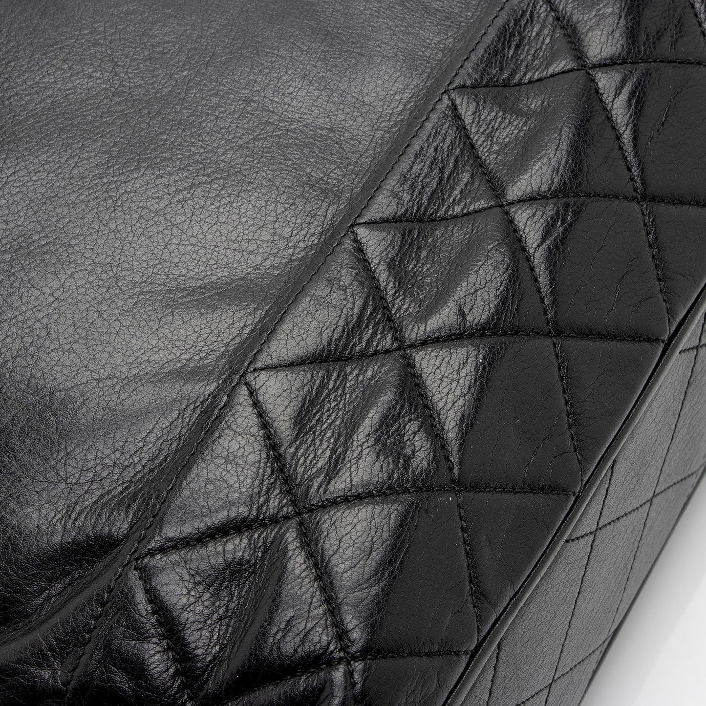 Chanel Vintage Quilted Lambskin Tote (SHF-KLrZGV)