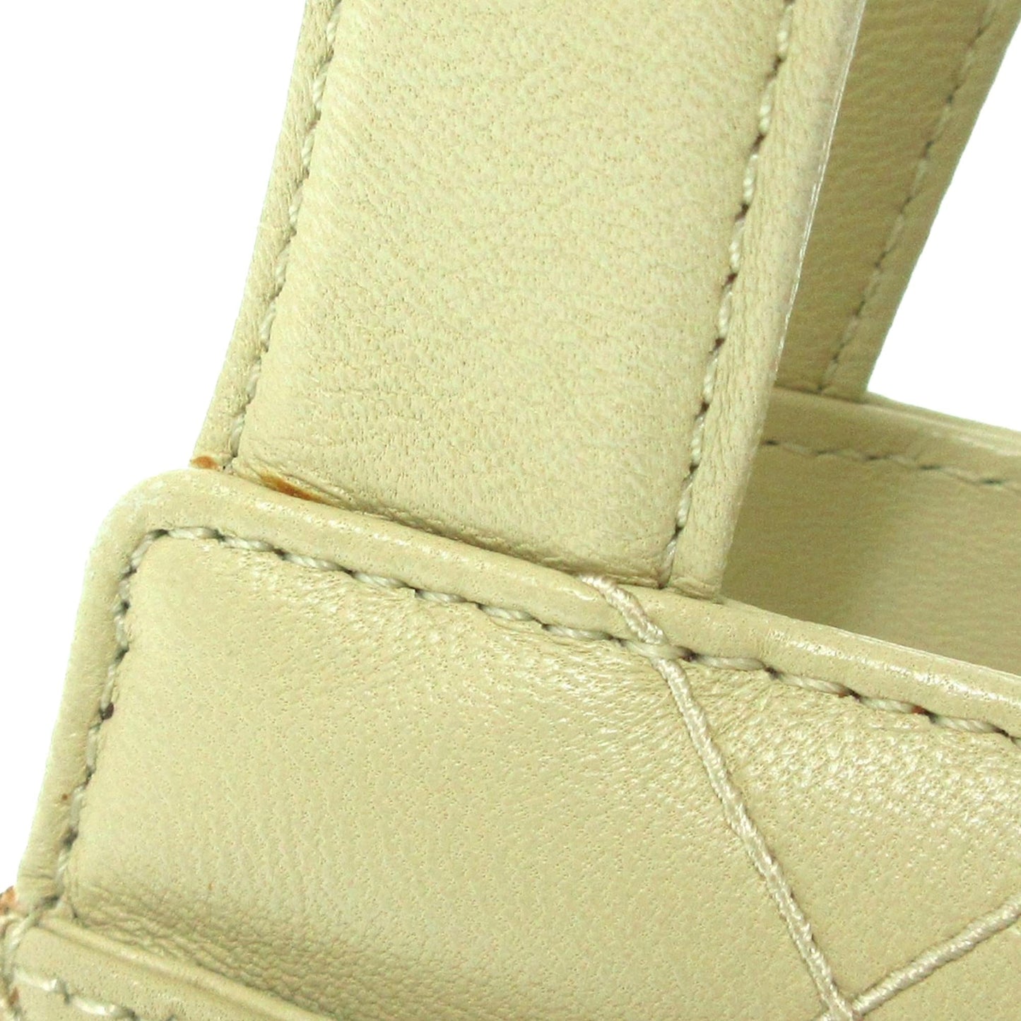 Chanel Wild Stitch Handbag (SHG-35400)