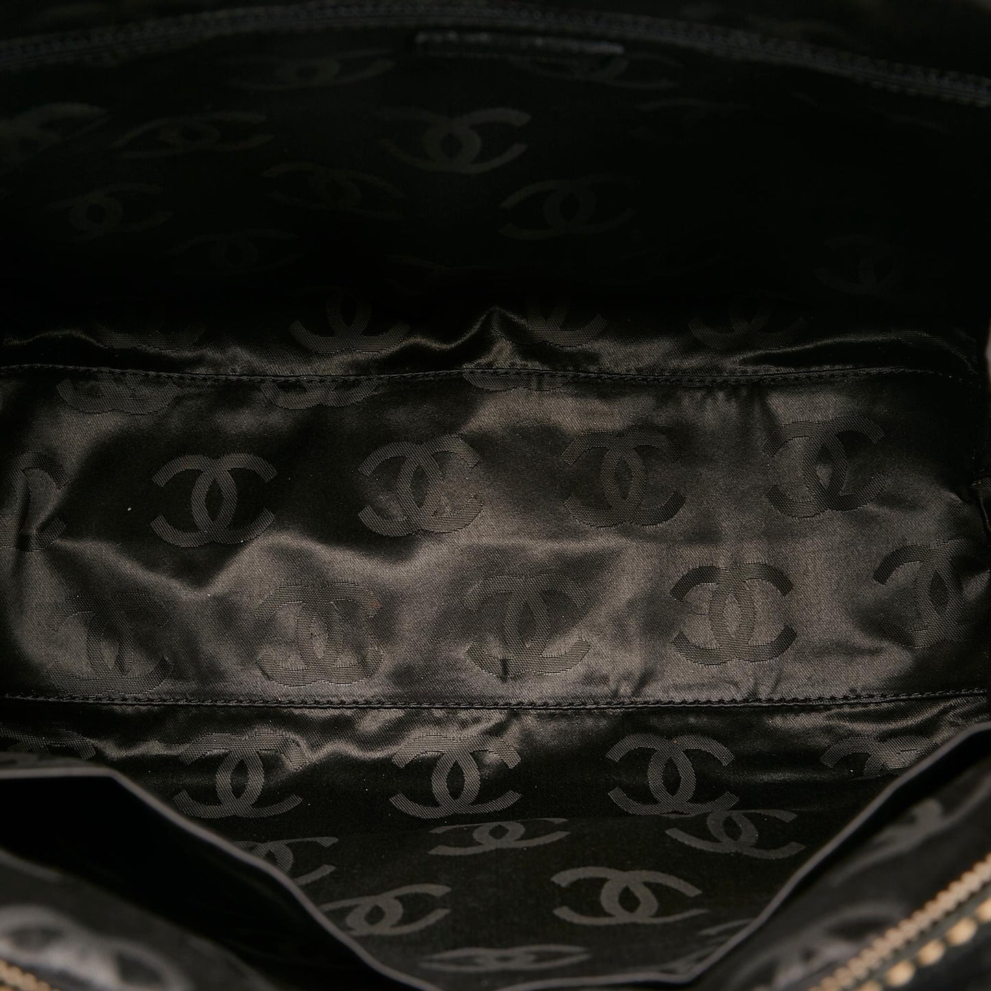 Chanel Wild Stitch Leather Handbag (SHG-FqQKaO)