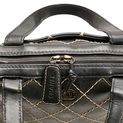 Chanel Wild Stitch Leather Handbag (SHG-N5J5VD)