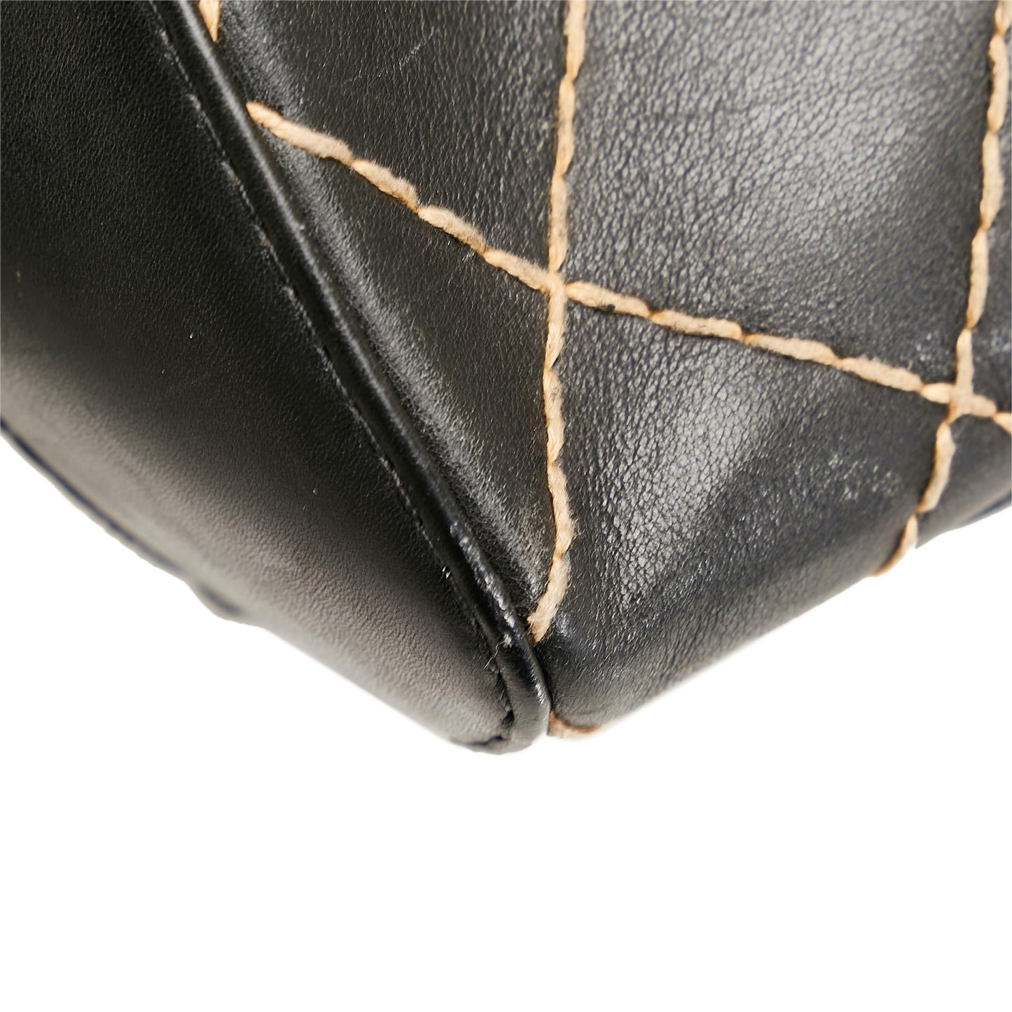 Chanel Wild Stitch Leather Handbag (SHG-N5J5VD)
