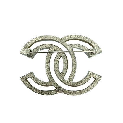 Chanel CC golden brooch rhinestones