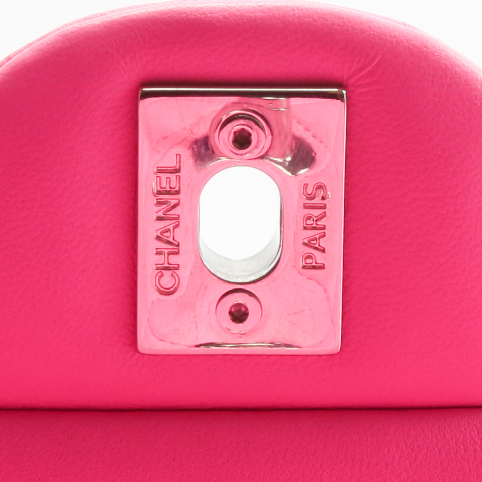 CHANEL 2021 Medium Classic Double Flap Lambskin- Bubblegum Pink