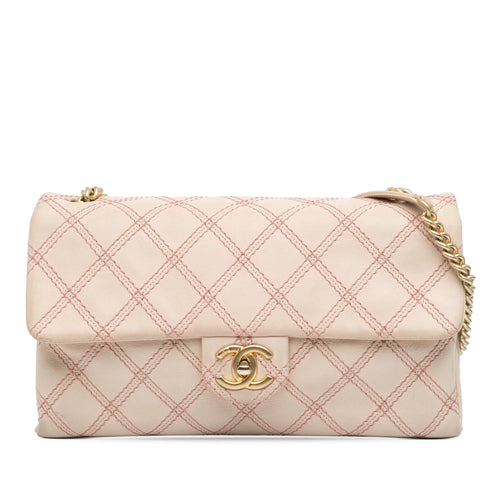Chanel Sac Jumbo Quilted Calfskin Triple Stitched Flap