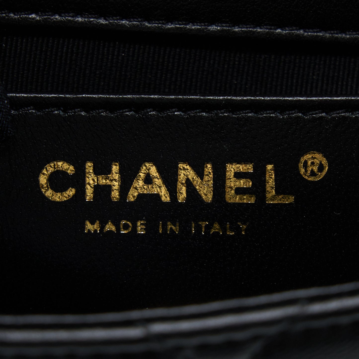 Chanel 22S Giant Chain Flap Shoulder Bag Lambskin Black GHW (Microchip)