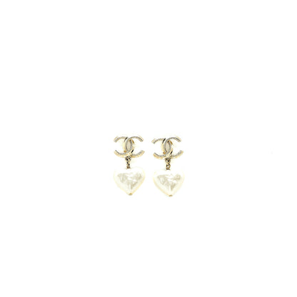 Chanel 22C CC Logo Heart Drop Earring Light Gold Tone