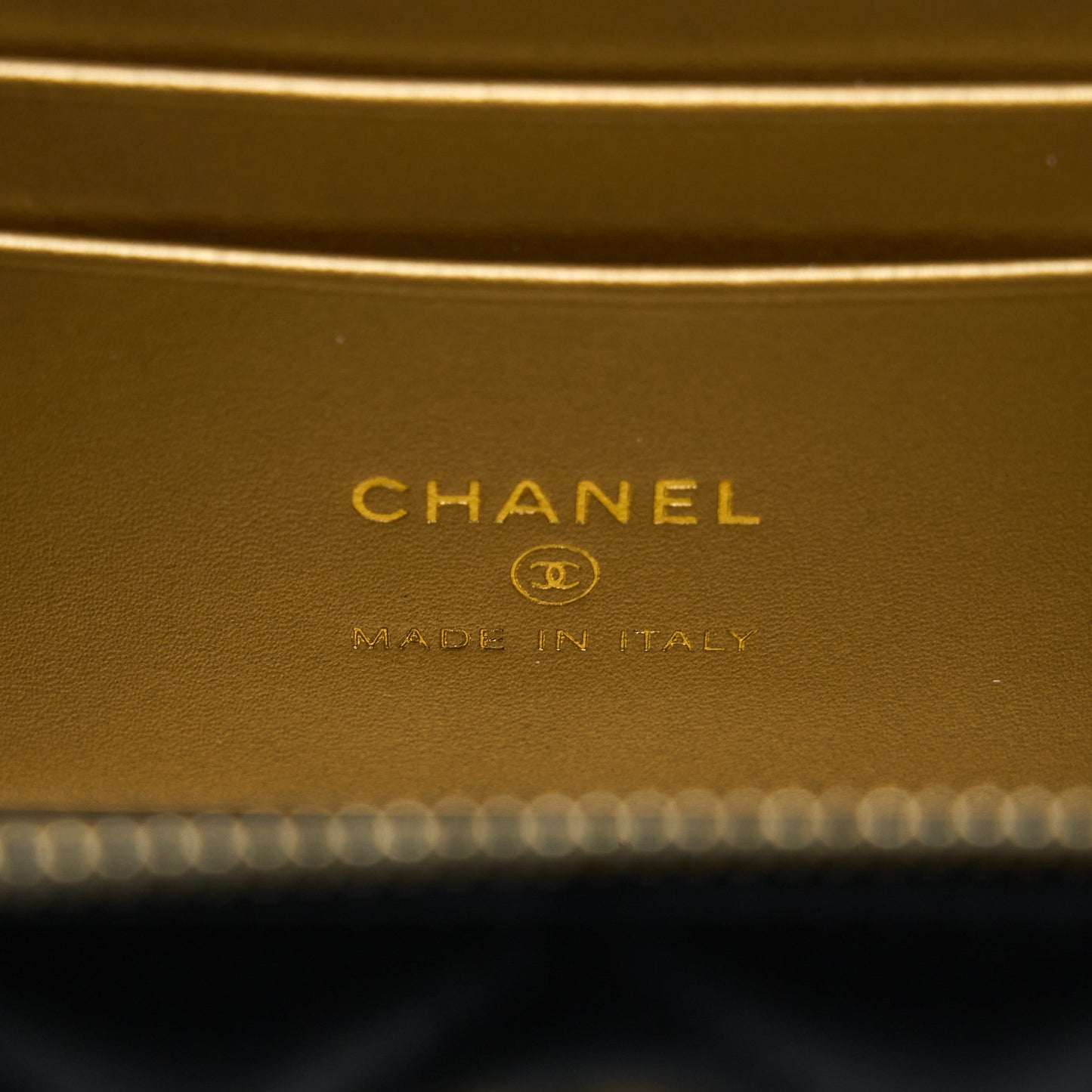Chanel 22A Pearl Crush Long Vanity With Chain Lambskin Black GHW