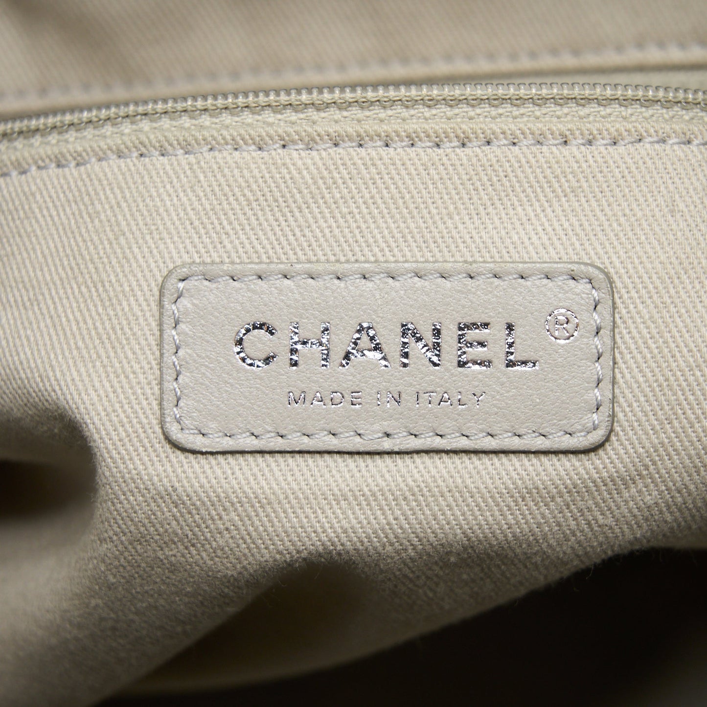 Chanel 31 Rue Cambon Bucket Backpack Multicolour SHW