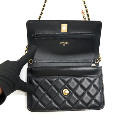 Chanel Pearl Crush Wallet on Chain Lambskin black GHW (microchip)