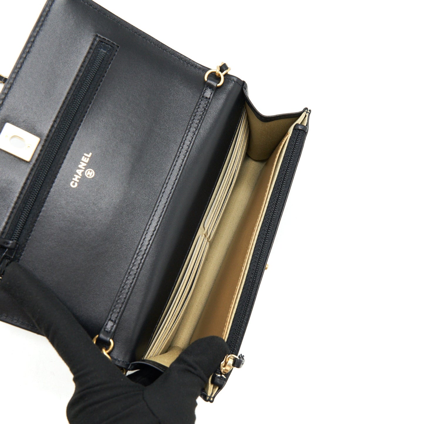 Chanel Pearl Crush Wallet on Chain Lambskin black GHW (microchip)