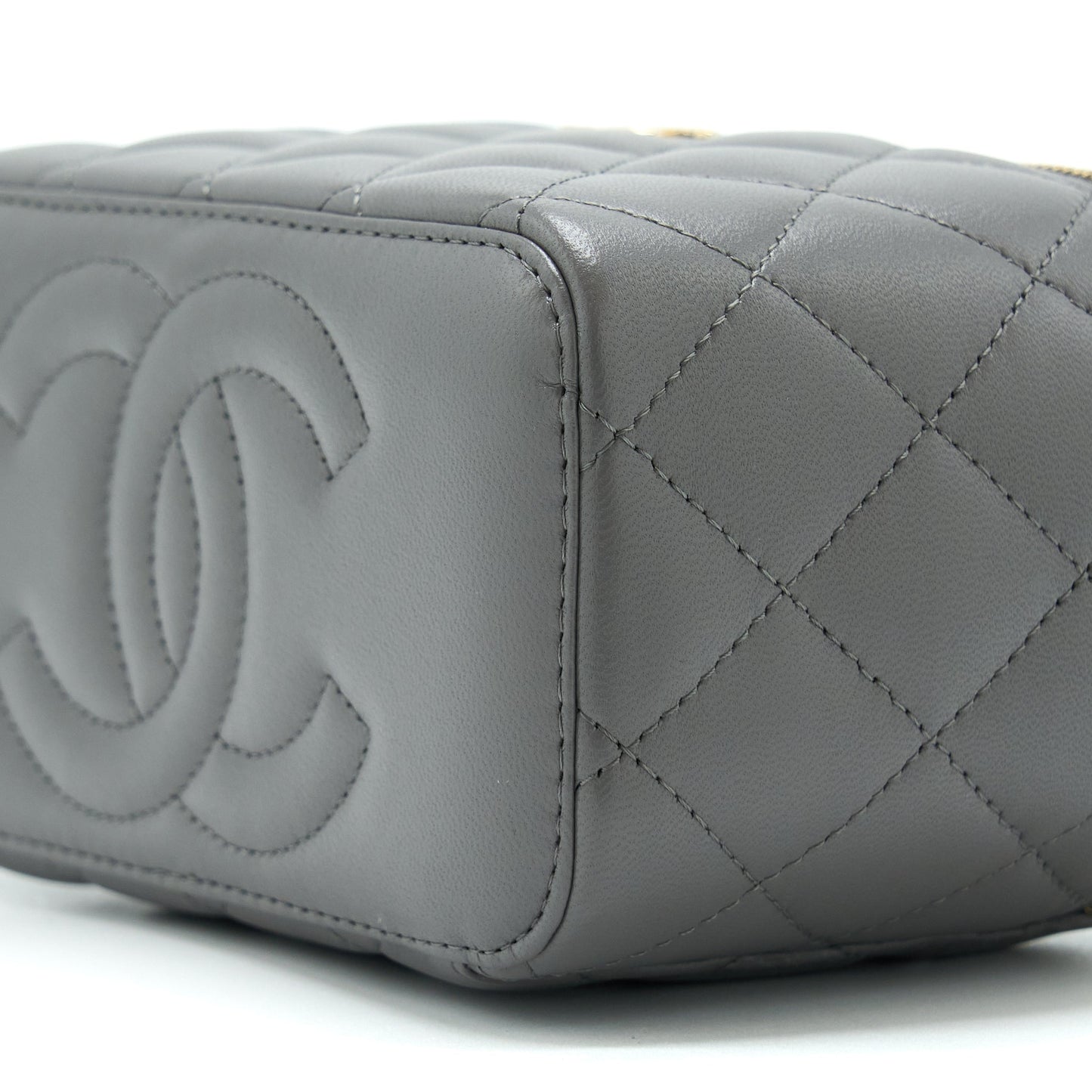 Chanel 22A Top Handle Long Vanity With Chain Lambskin Grey LGHW