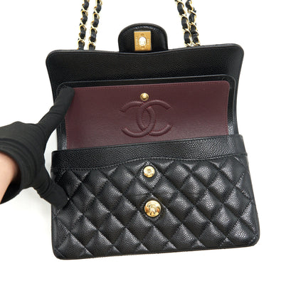 Chanel Small classic double Flap bag Caviar black GHW (microchip)