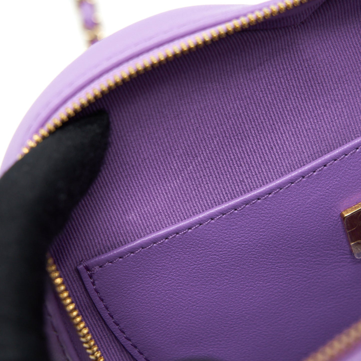 Chanel 22S Heart Bag Lambskin Purple LGHW (Microchip)