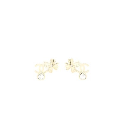 Chanel 22S CC Logo And Clover Earrings Light Gold Tone