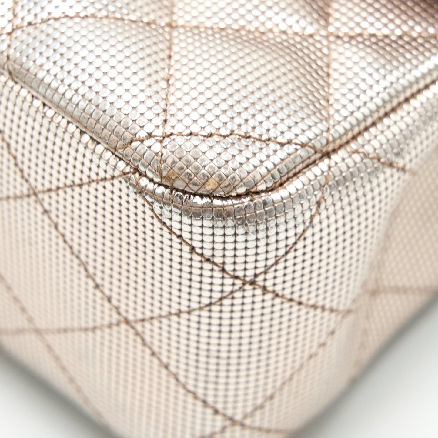 CHANEL SEASONAL MEDIUM FLAP BAG IN CHAMPAGNE PINK SHW