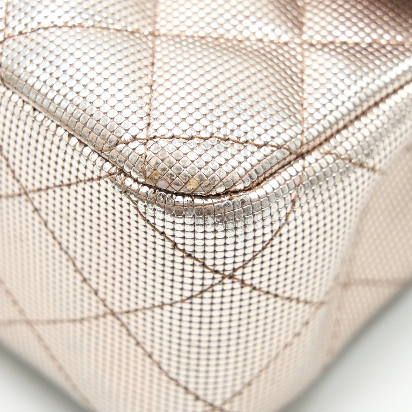 CHANEL SEASONAL MEDIUM FLAP BAG IN CHAMPAGNE PINK SHW