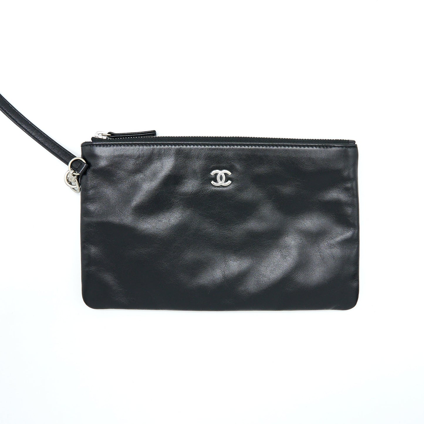 Chanel Small 22 Bag Calfskin Black SHW(Microchip)