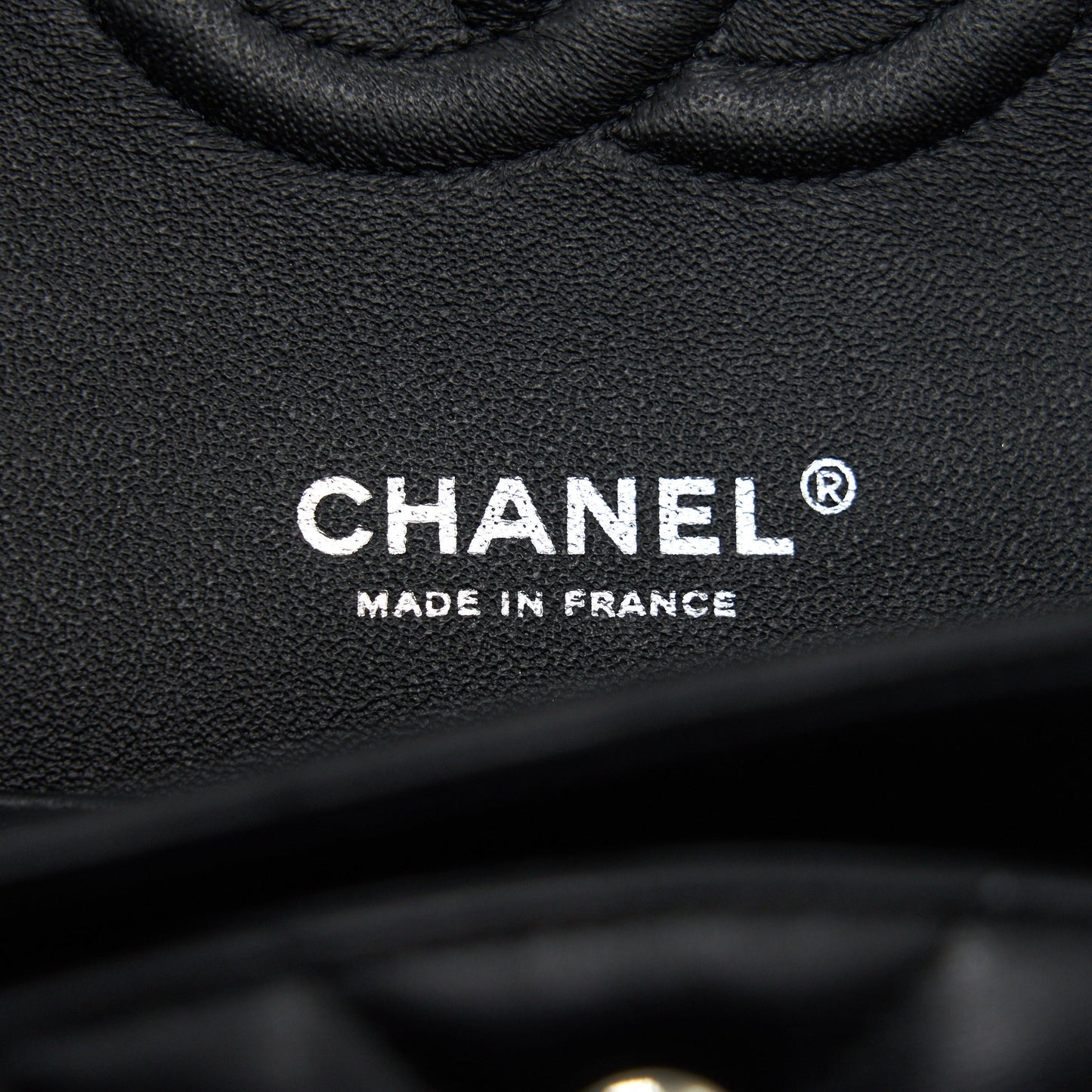 Chanel Chevron Medium Classic Double Flap Bag so Black