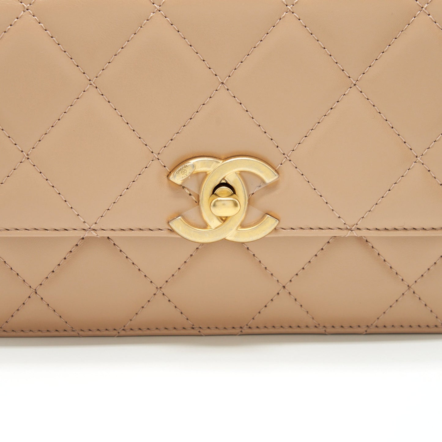 Chanel 21A Small Gold Crush Flap Bag Calfskin Beige GHW (Microchip)
