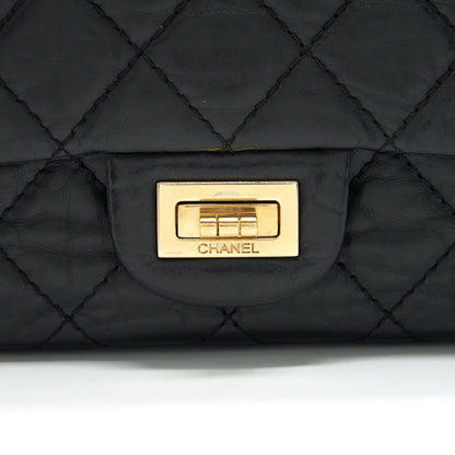 CHANEL 2.55 226 Reissue Flap Bag Aged Calfskin in Black GHW