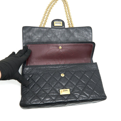 CHANEL 2.55 226 Reissue Flap Bag Aged Calfskin in Black GHW