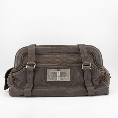 CHANEL vintage 2.55 Shoulder Bag