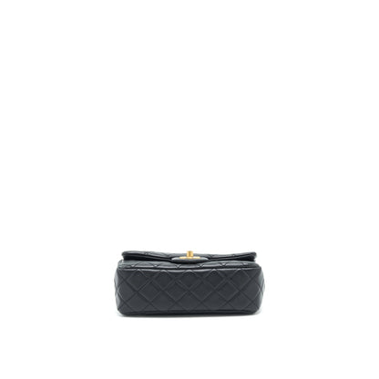 Chanel 22C pearl Crush Mini rectangular Flap Bag Lambskin Black GHW (microchip)