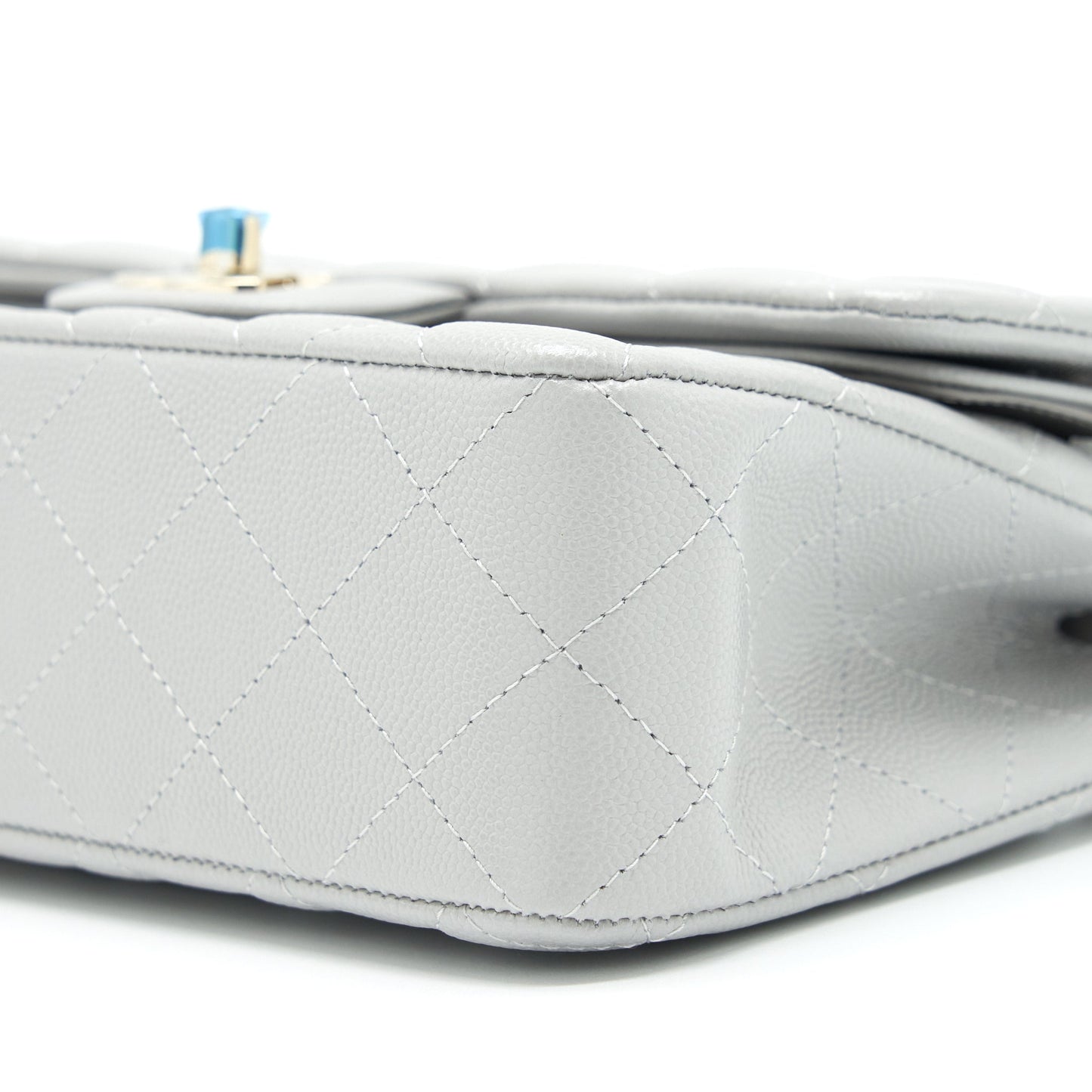 Chanel 21A Small Classic Double Flap Bag Caviar NC634 Light Grey LGHW