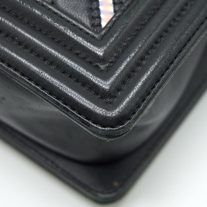 Chanel Medium Boy Chevron Lambskin Black/Silver SHW