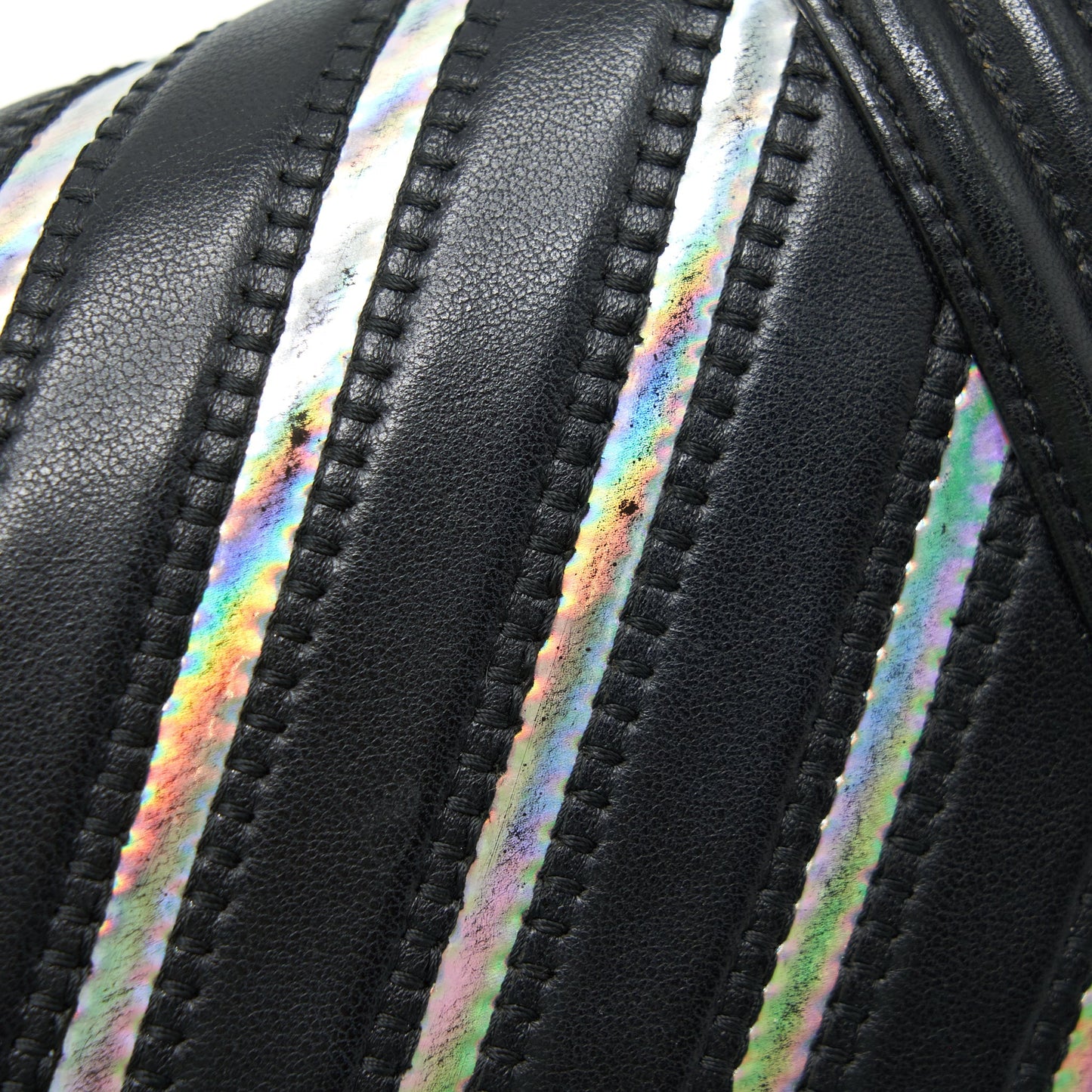 Chanel Medium Boy Chevron Lambskin Black/Silver SHW
