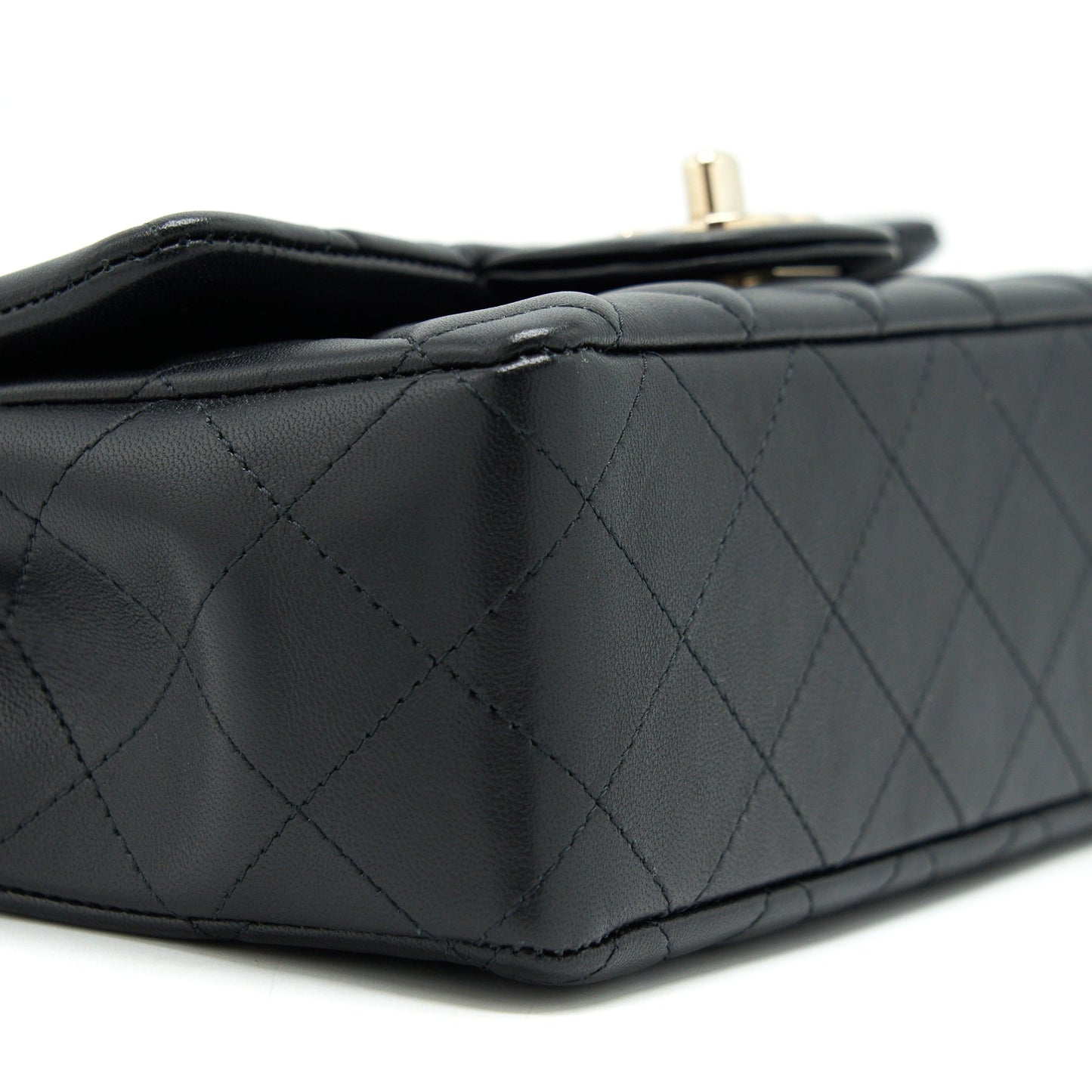 Chanel mini Rectangular Flap Bag Lambskin black LGHW (MICROCHIP)