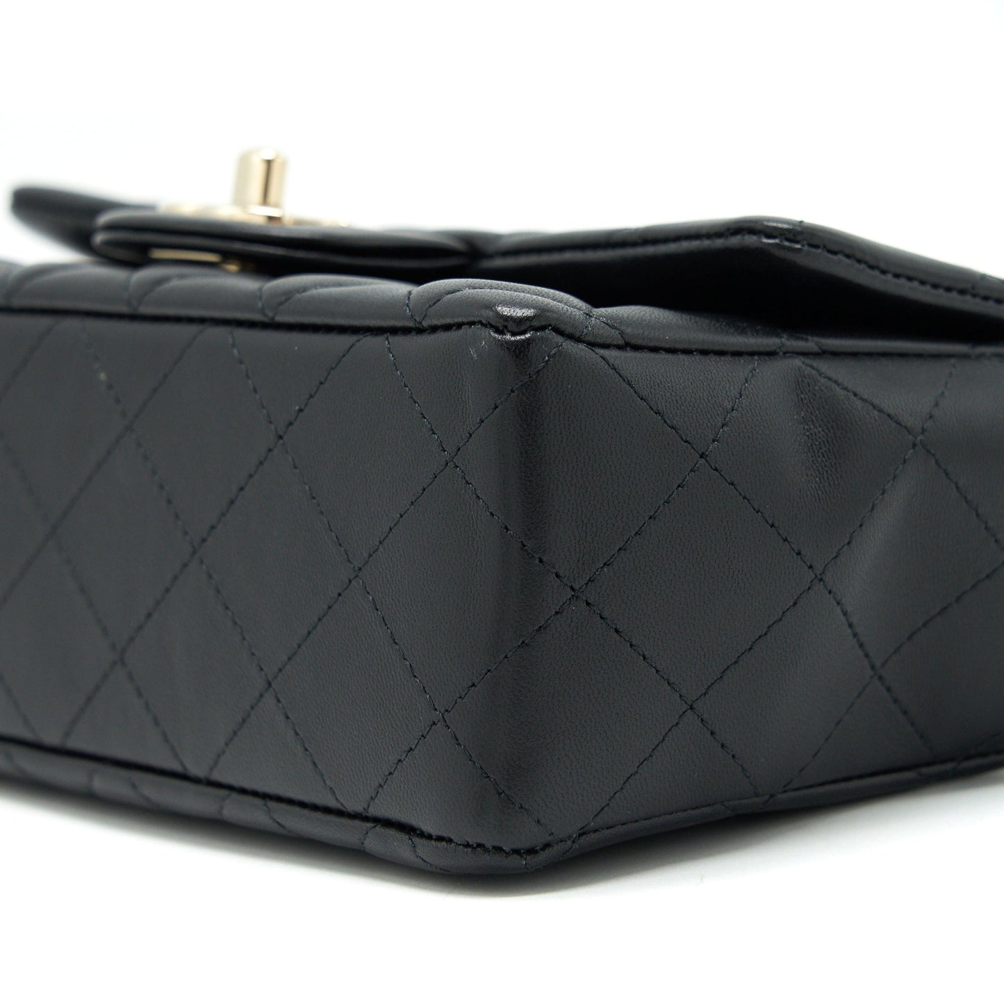 Chanel mini Rectangular Flap Bag Lambskin black LGHW (MICROCHIP)