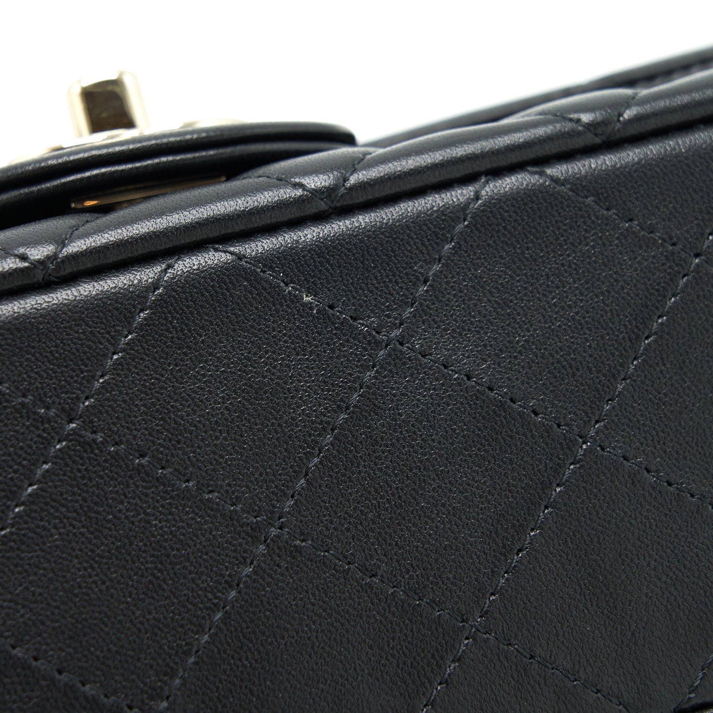 Chanel mini Rectangular Flap Bag Lambskin black LGHW (MICROCHIP)