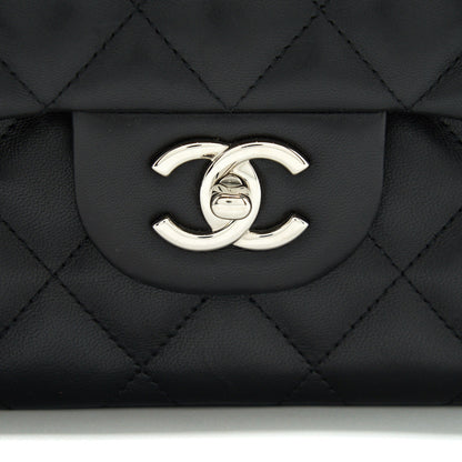 Chanel Classic jumbo Double flap Bag Lambskin Black SHW