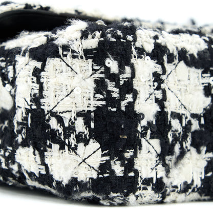 Chanel Classic Double Flap Bag Tweed Black/White SHW