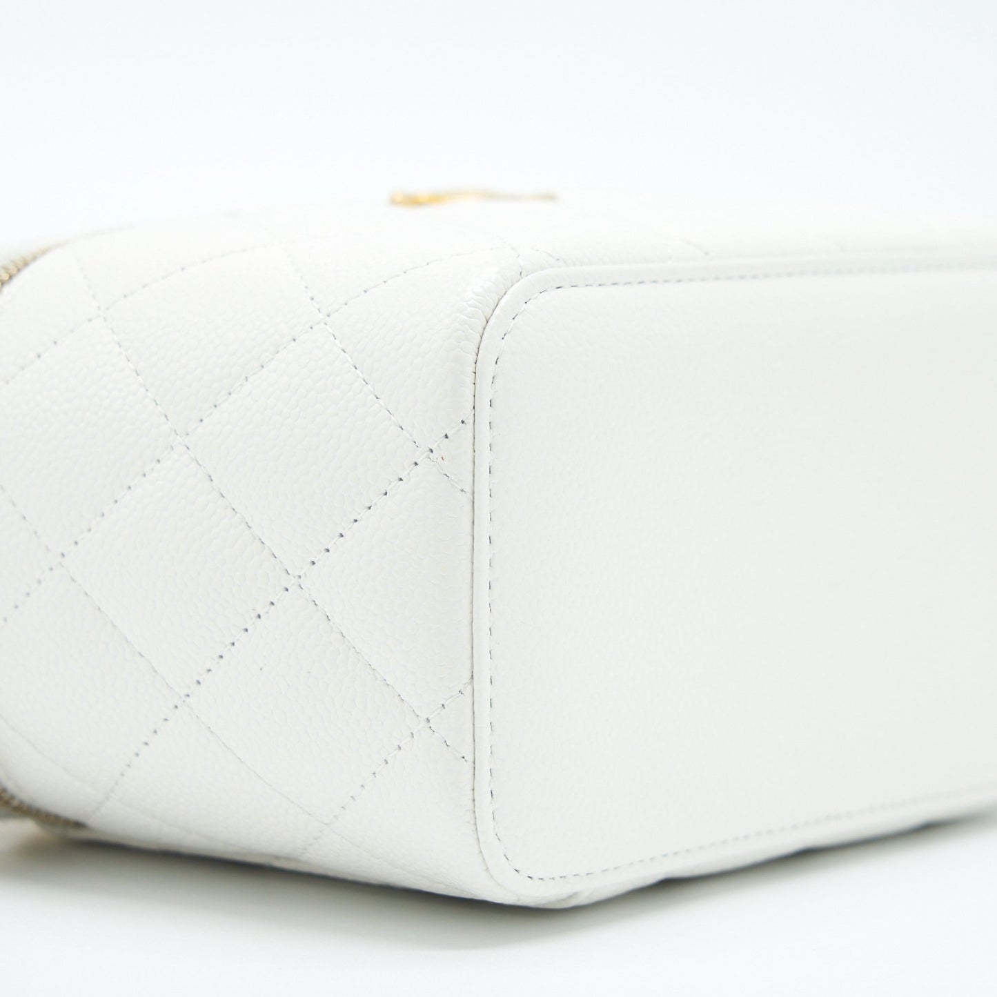 Chanel 22S Logo Top Handle Long Vanity With Chain Caviar White GHW
