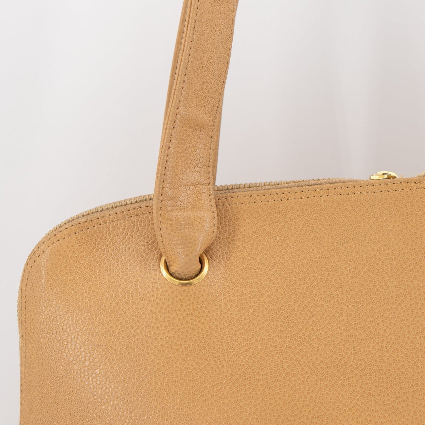 CHANEL VINTAGE golden ball shoulder bag