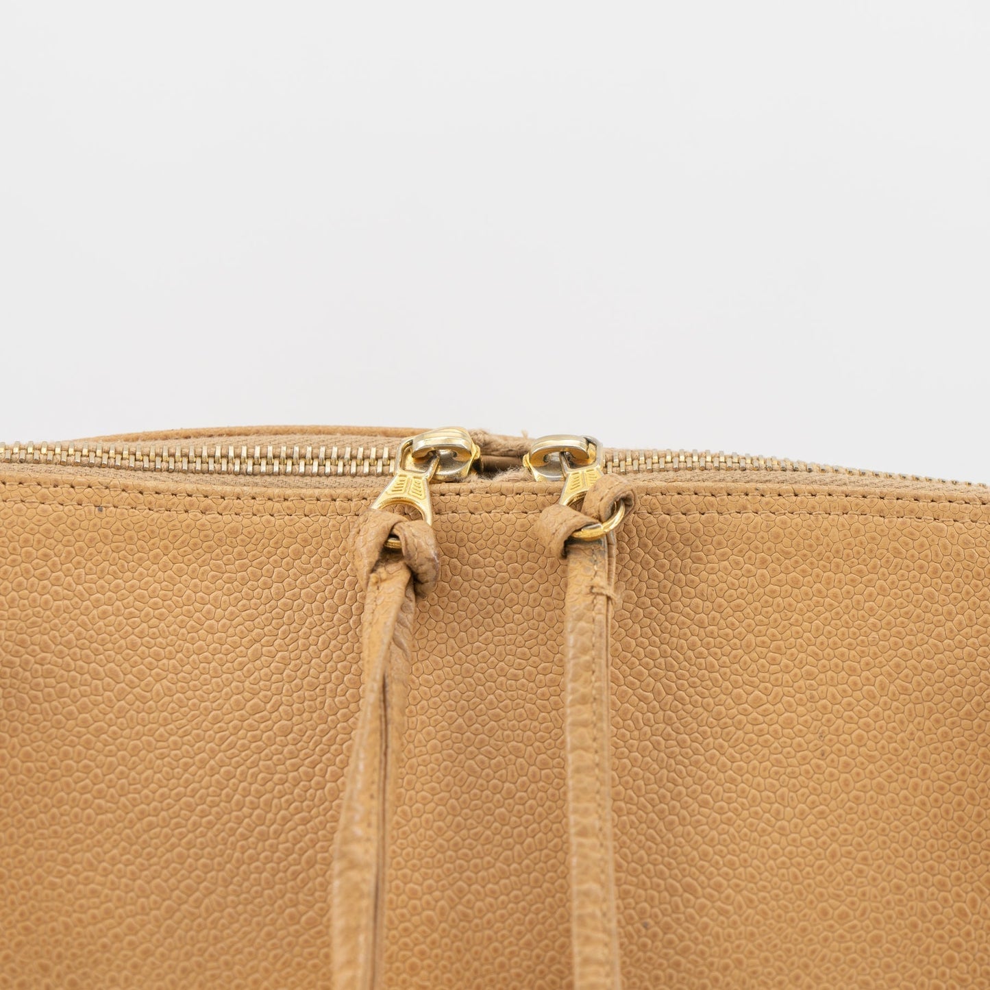CHANEL VINTAGE golden ball shoulder bag
