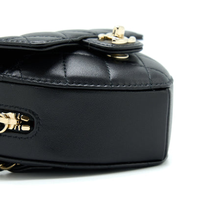Chanel 22S Heart Belt Bag Lambskin Black LGHW
